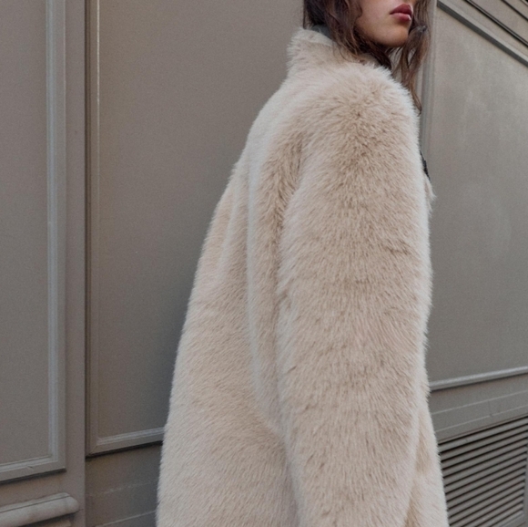 ZARA Reversible Faux Fur Double-Faced Coat(Mink, US S,M,L/EUR S,M,L) - Picture 7 of 16